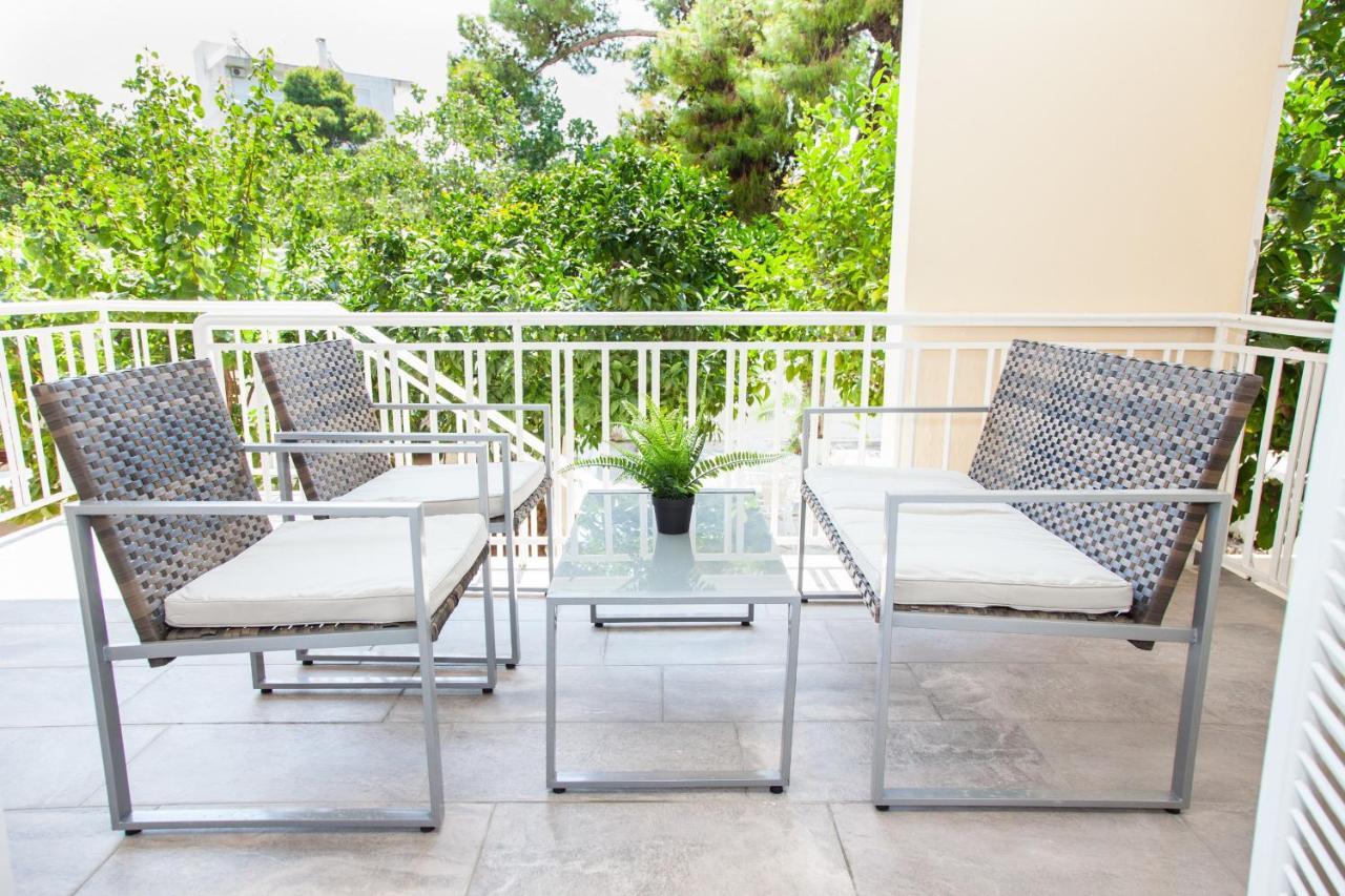 Sunny And Minimal Apt In Glyfada With 3 Bdrm Афины Экстерьер фото